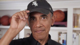 Obama, Bush i Clinton smekli před hráči zaniklé baseballové soutěže Negro League